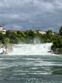Rhine Falls in Summer – Nature’s Power and Beauty in Full Flow