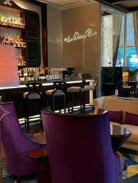 🇮🇩💫 Luxury with a Splash of Art: Discover Raffles Jakarta! 🖼️🌺