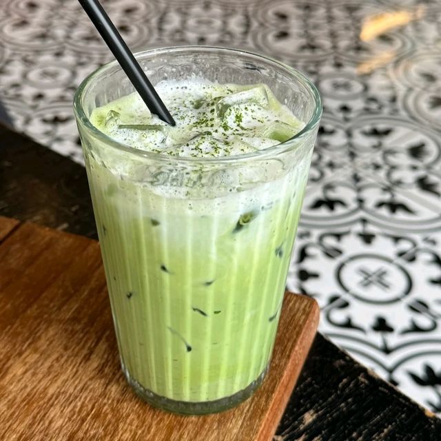 nice cafe to chill