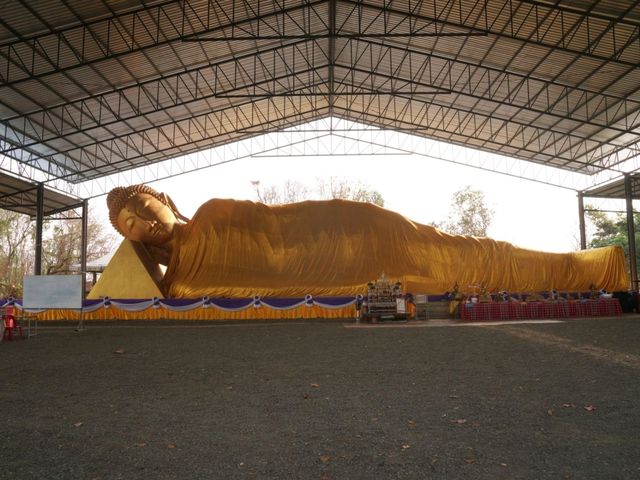 🛕 :  วัดเขาพระอังคาร เที่ยวบุรีรัมย์