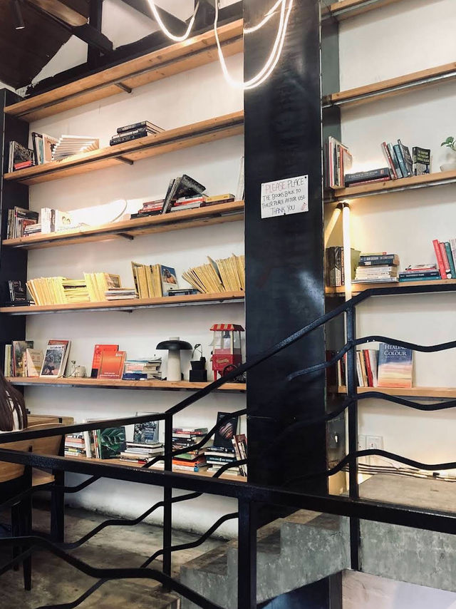 It’s a space where good food, great coffee, and genuine hospitality come together effortlessly.