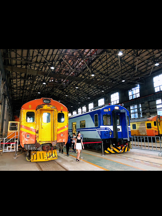 🚂鐵道迷必朝聖！藏身台北城市中的時光列車站《國家鐵道博物館籌備處》