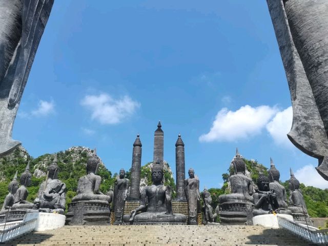 พระพุทธรูปหินลาวา จ.สระบุรี