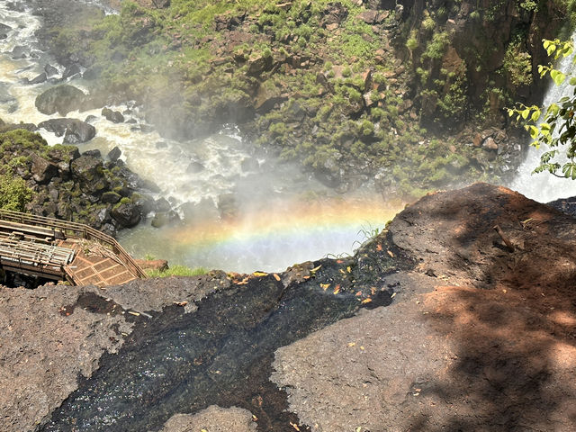【Iguazú Falls｜圧倒的スケール！アルゼンチン側で“感じる”世界遺産】