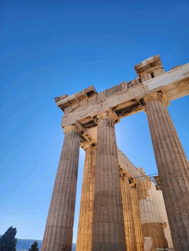 🏛️✨ 雅典衛城 Acropolis｜歷史與日光下的呼吸