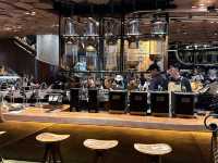 Starbucks Reserve Roastery : เซี่ยงไฮ้ 🥨✨