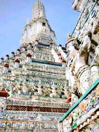 A Peaceful Morning at the Temple of Dawn (Wat Arun)