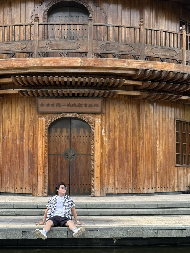 Can’t Escape the Rain, But Beauty Found Me Anyway: 8D7N Guizhou Adventure 🇨🇳｜Guiyang・Huangguos