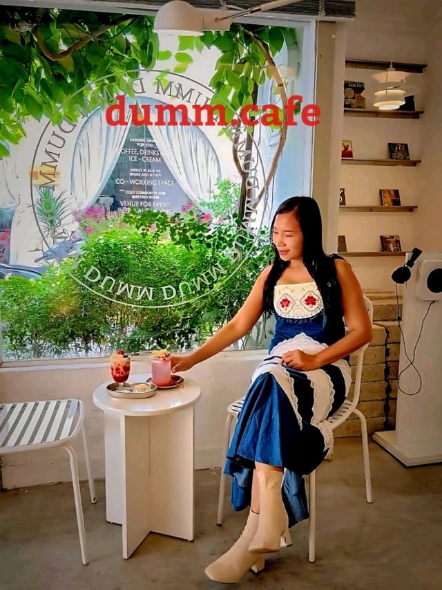 Cafe สายเกา ในHo Chi Minh🇻🇳