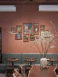 Cafe Hanoi Moment