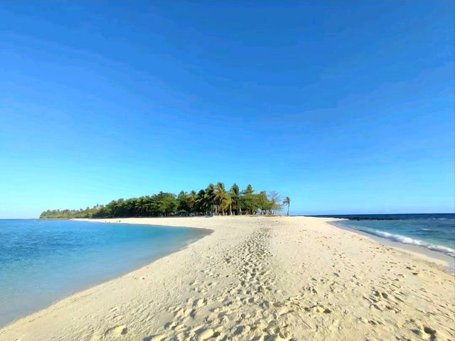 Kalanggaman Island – Where Sand Meets Sea