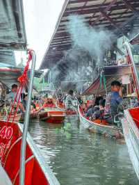 Boatloads of Fun at Damnoen Saduak Floating Market