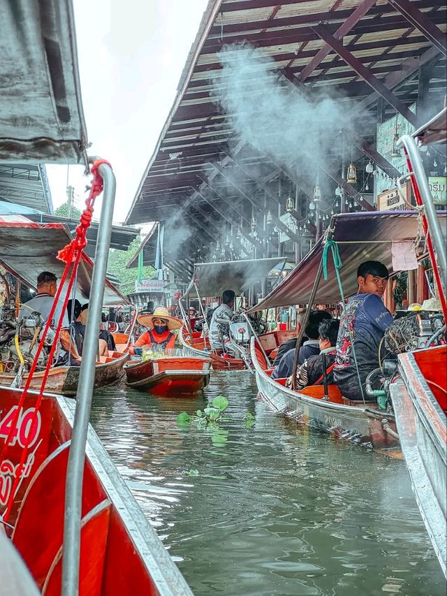 Boatloads of Fun at Damnoen Saduak Floating Market
