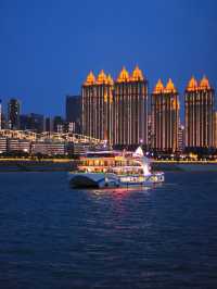 Yangtze River Cruise 🚢🌌