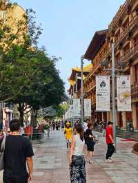 上海靜安寺+吳江路步行街、張園+LV船