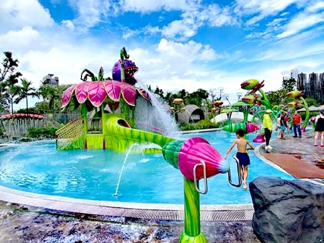 太空水上樂園