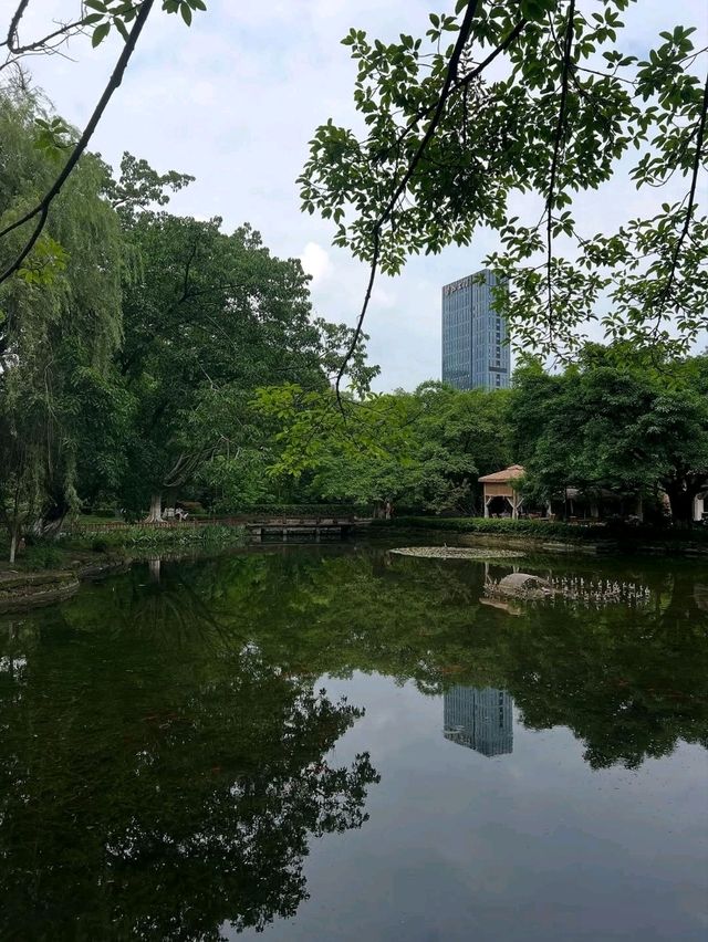 Chengdu’s Landmarks Are Chill, Cool, and Kinda Epic