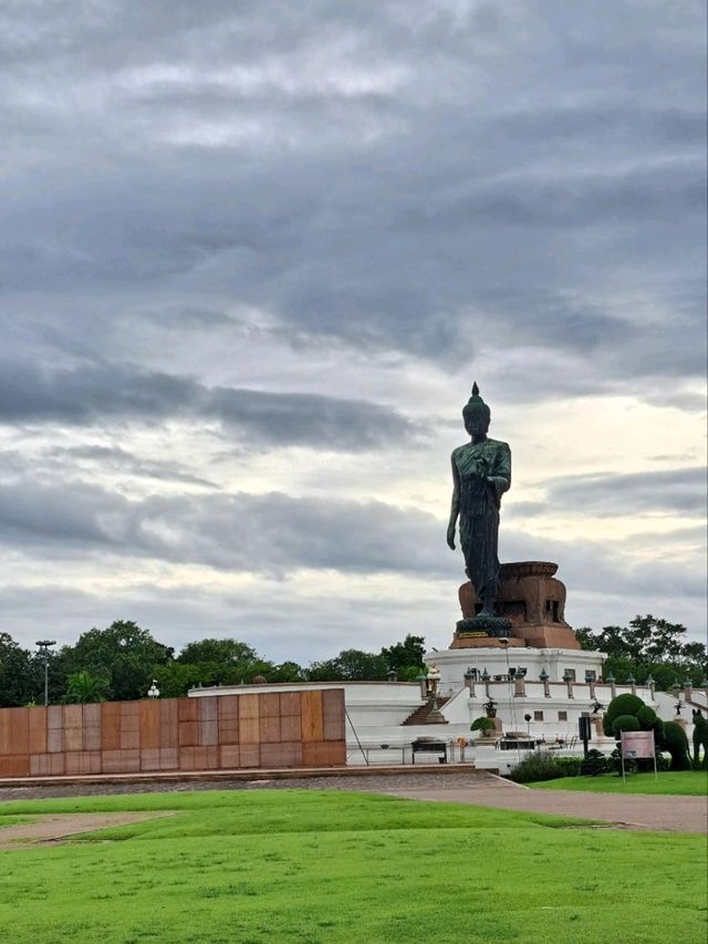 วิ่งเย็นๆ ที่พุทธมณฑล ศาลายา 🏞️
