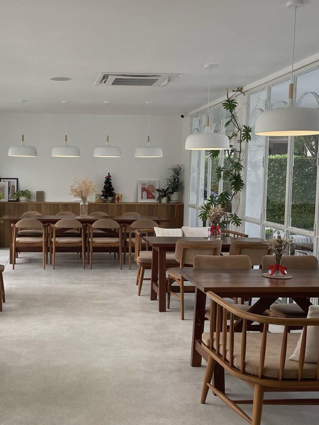Double 3 Craft Café – คาเฟ่มินิมอลในหาดใหญ่