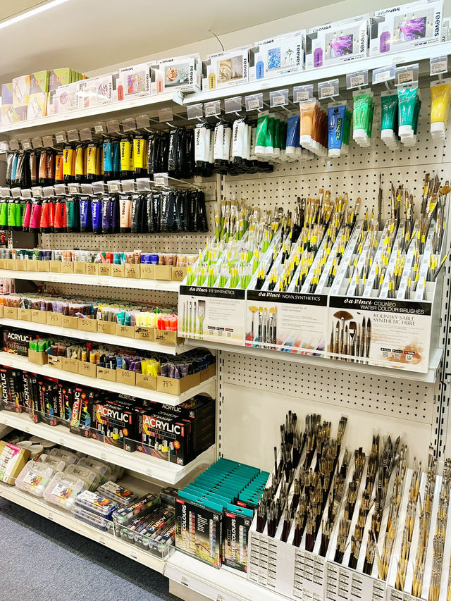 アートの扉がここに開く！Pavilionの秘密基地🎨✨