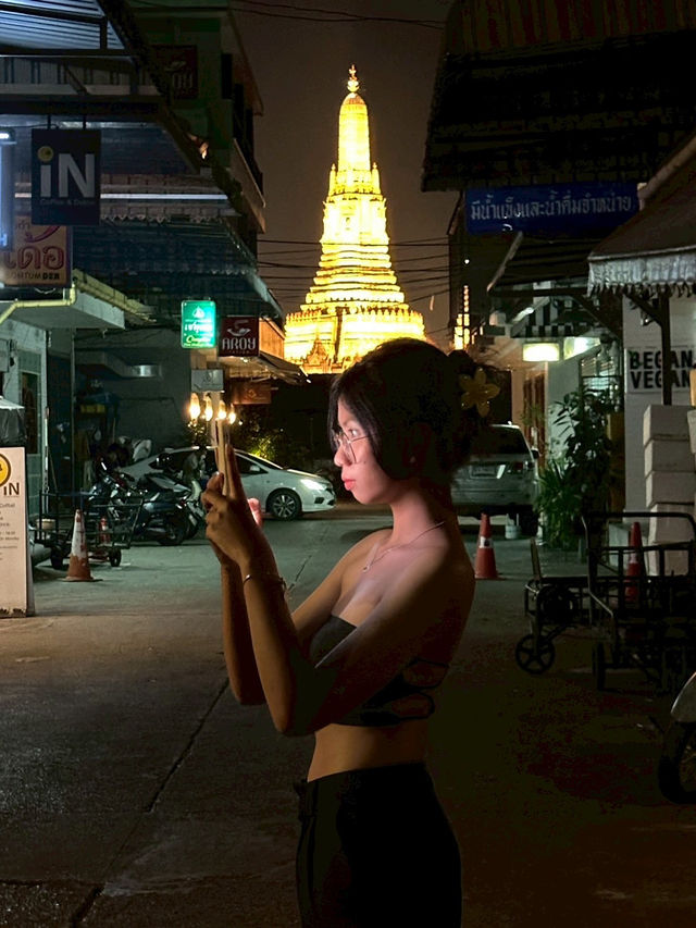 เสน่ห์ของวัดอรุณยามค่ำคืน ผ่านสายตานักถ่ายภาพ