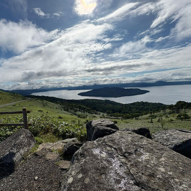 Lake Kussharo – The Heart of Nature in Hokkaido Lake Kussharo – The Heart of Nature in Hokkaido