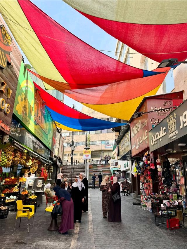 A Bustling Capital Full of History and Modern Life