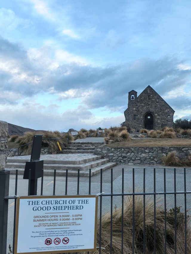 Church of the Good Shepherd – A Lakeside Icon of Tranquility