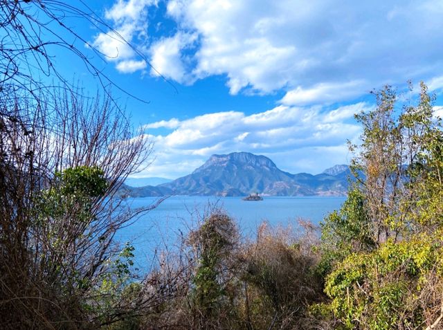 里務比島 里務比島