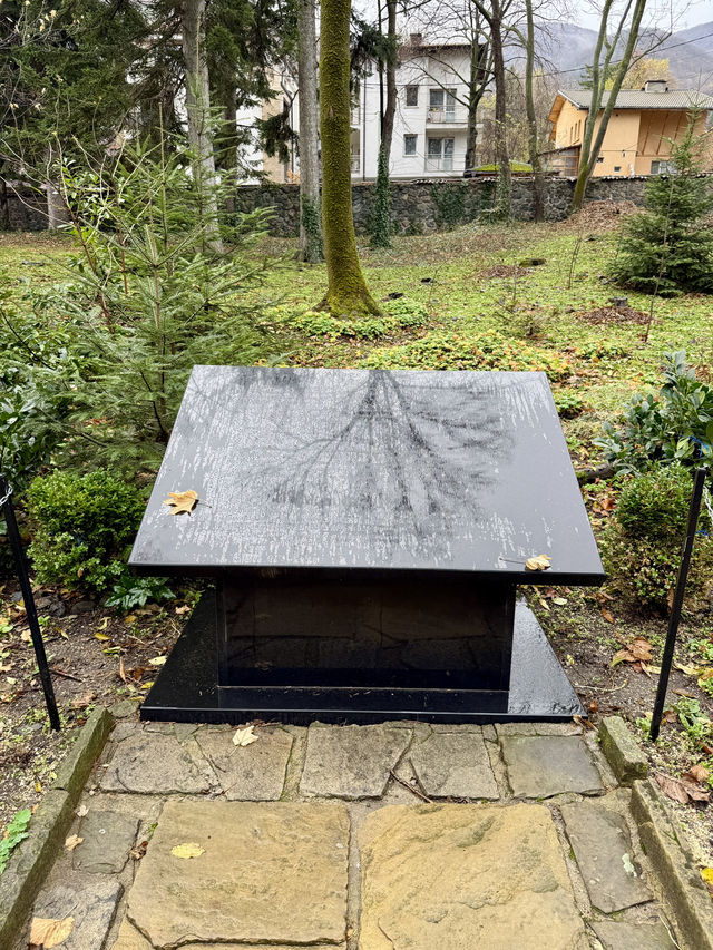 Silent Rain over Centuries of Faith ⛪️ Silent Rain over Centuries of Faith ⛪️