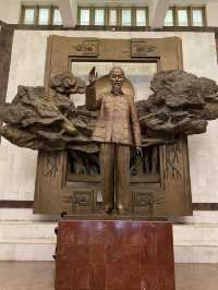 🇻🇳 Ho Chi Minh’s Mausoleum — Vietnam’s Revered Landmark