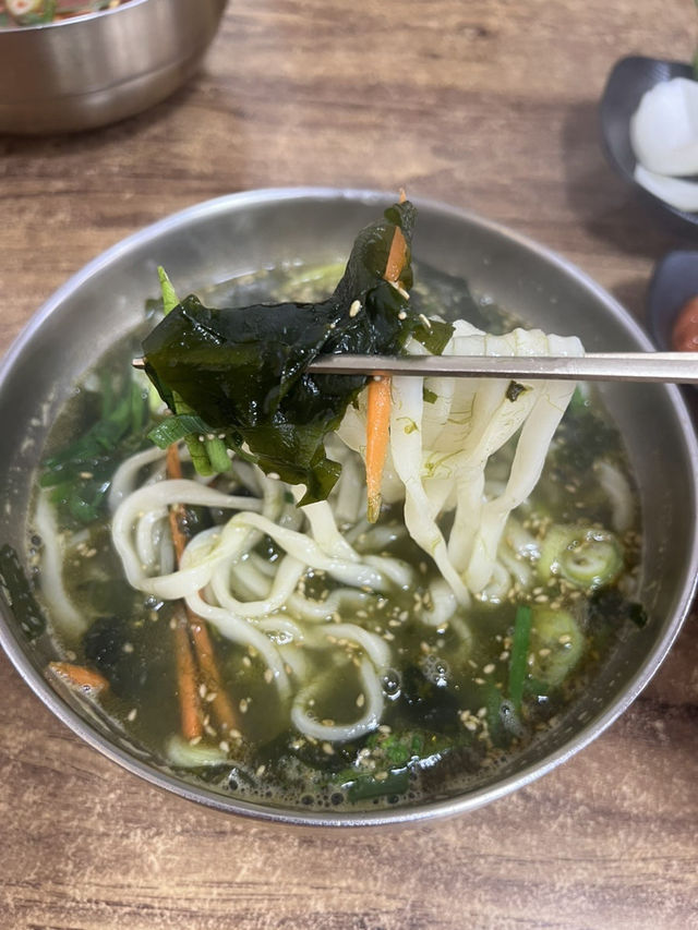 제주도민들이 줄 서서 먹는다는 서귀포 국밥 맛집, 정이가네