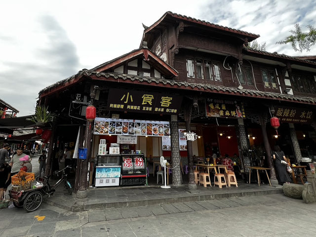Beautiful Ancient City, lot's to see and do, a small taste of old Chinese tradition & culture.