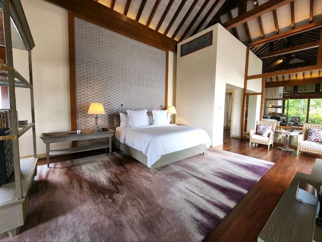 “Four Seasons Langkawi: Secluded Luxury Villas Amidst Tanjung Rhu’s Tropical Splendor”