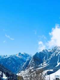 南山雪落時，我離開新疆