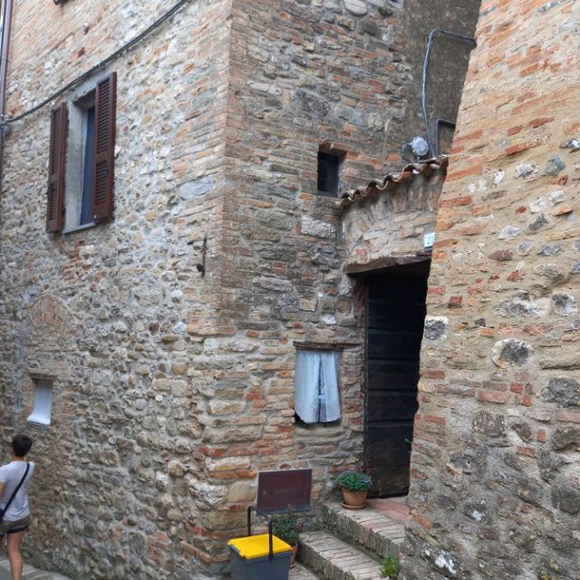 Beautiful Montone 