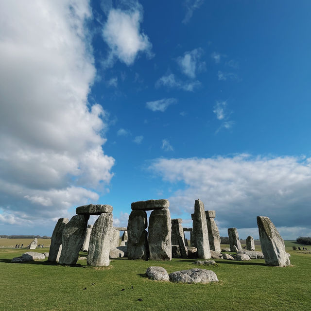 Stonehenge Secrets: A Day of Ancient Wonders