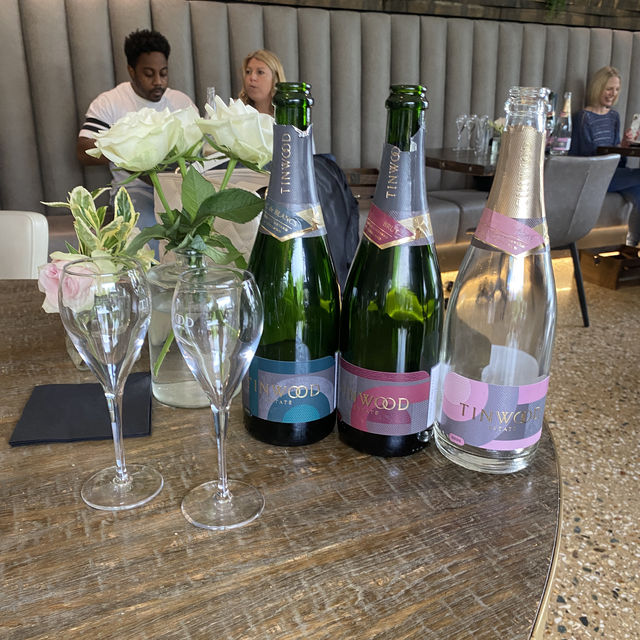 Wine tasting in the English countryside 
