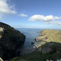 “Romance and Legend: A Breathtaking Escape to Tintagel Castle”