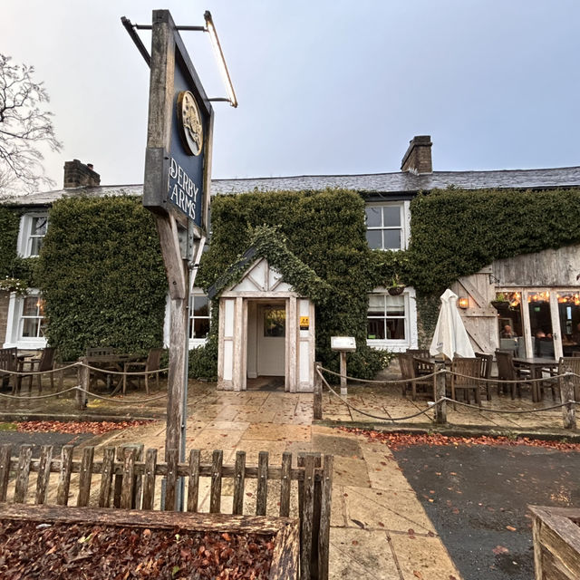 A cosy country pub with a view 