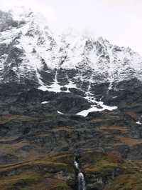 Visit Matterhorn on a Budget: Perfect Autumn Adventure from Breuil-Cervinia 🍁🏞️