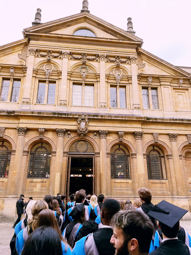 ✨ Oxford Divinity School: A Majestic Piece of History ✨