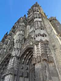 Cathedral Saint-Gatien de Tours: A Gothic Gem in the Heart of Tours