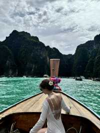 Phi-Phi lagoon or paradise?🩵