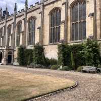 A Timeless Escape to Cambridge – Where History Meets Charm!