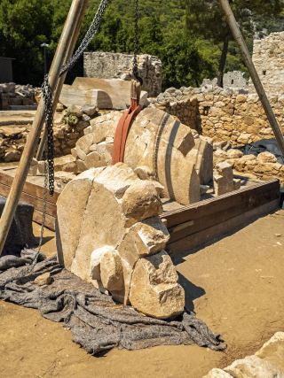 🍃 Echoes of an Ancient Civilization – Timeless Olympos 🏛️✨
