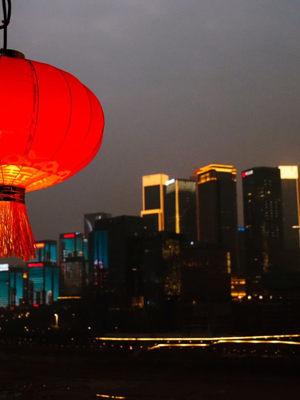 The Best Landmark in Chongqing - Hongya Cave!