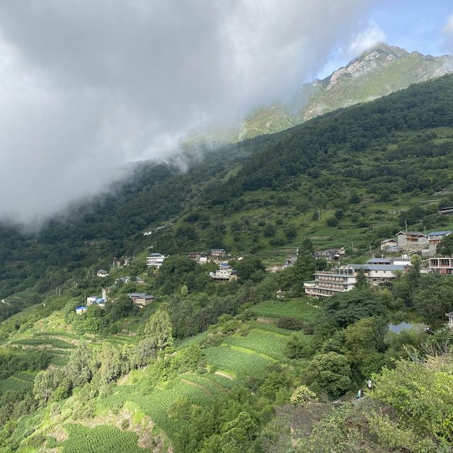 🐅 Trek to Tiger Leaping Gorge 🐅 