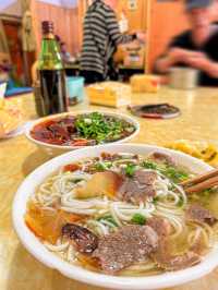 說說安順那些不需要營銷的店｜清湯牛肉粉
