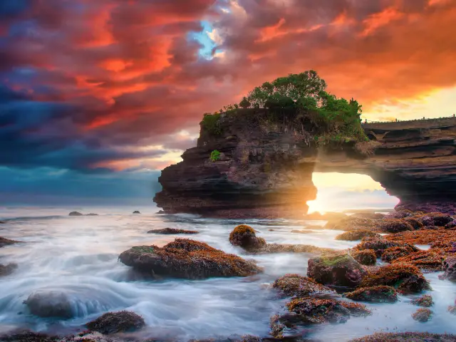 🌞 You'll be losing out if you miss the beaches of Bali! The stunning beaches are waiting for you to